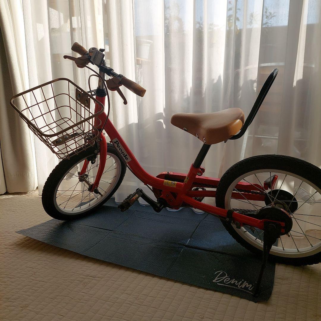 ピープル子供用自転車 16インチレッド、ベージュバスケット付き
