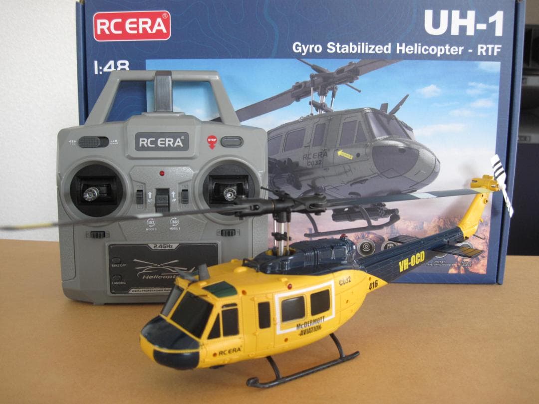RC ERA C032 UH-1 Huey　バッテリー２個付き