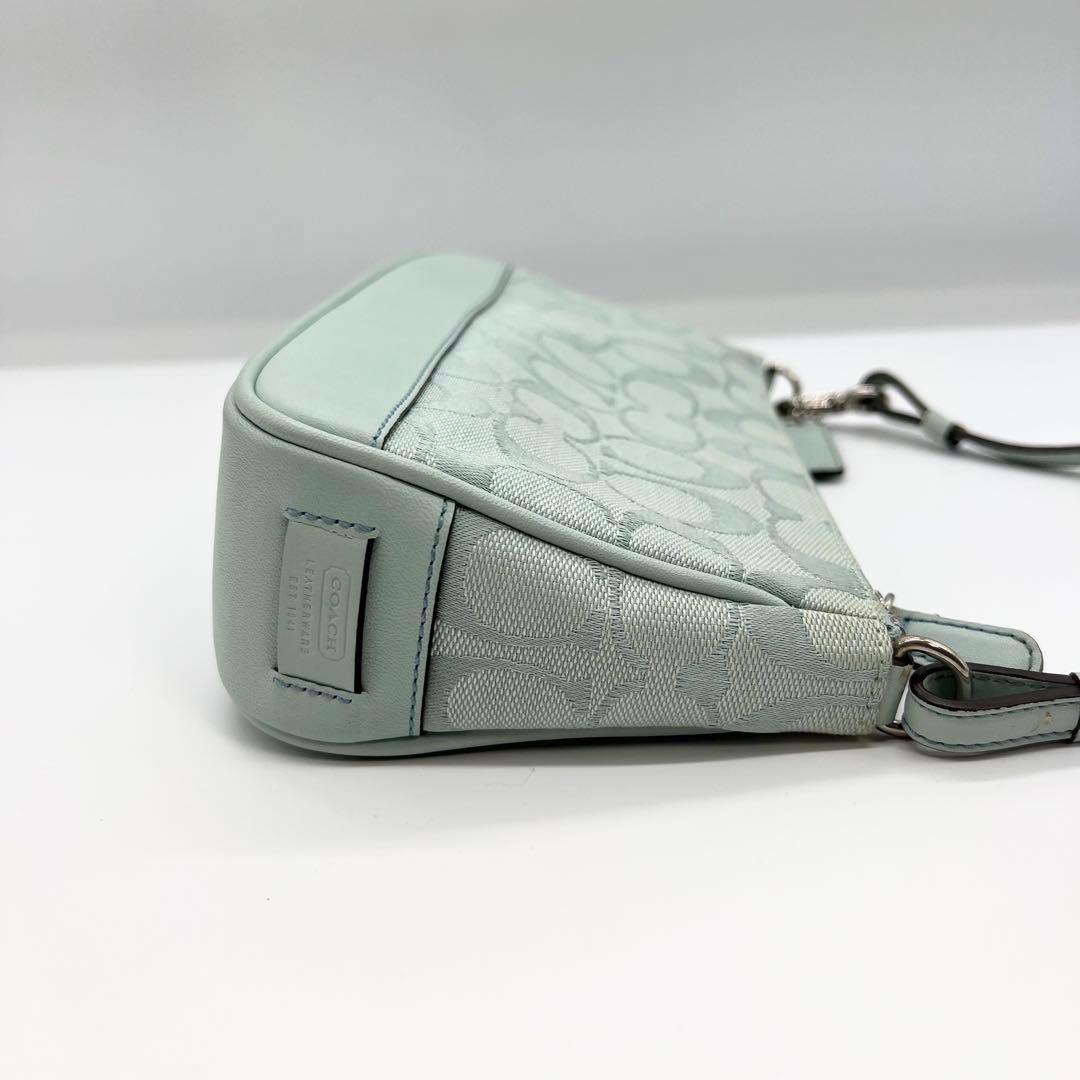 バッグ Coach 6094 Signature Accessory pouch y2k