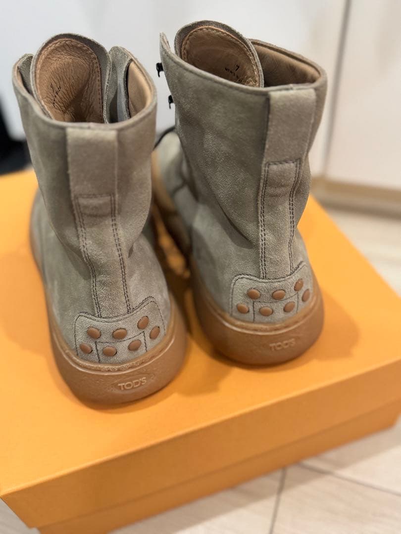 [値下げ] TOD'S トッズ　グレー スエード ハイカットブーツ