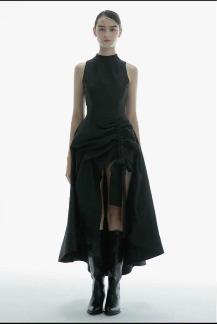 ワンピース THEREDTHREAD V slit long dress fog