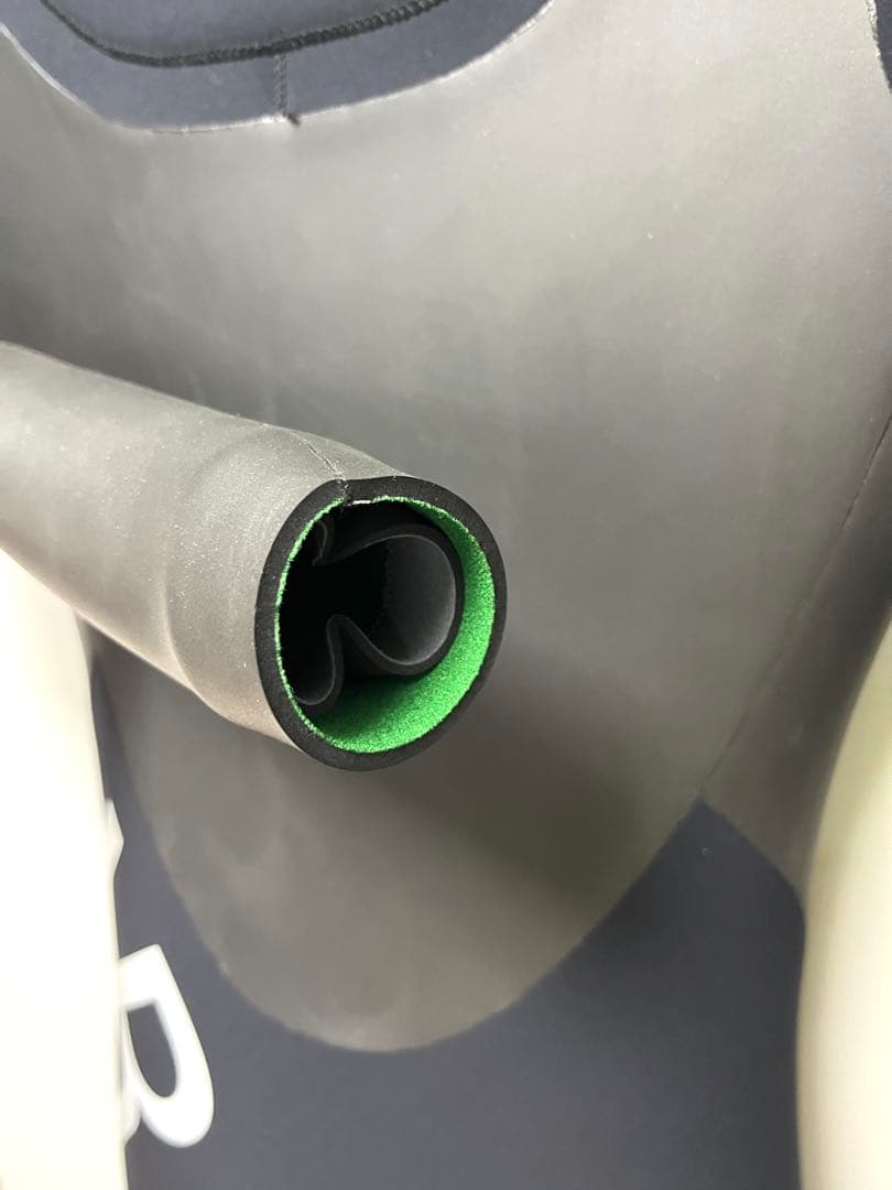 ★新品132,000円★メンズL/MLラッシュRASHウェットスーツ　セミドライ