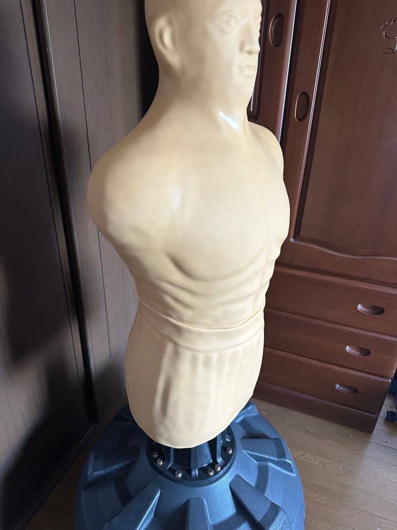 人型自律型サンドバッグ　ボクシング　トレーニング　グローブ付き