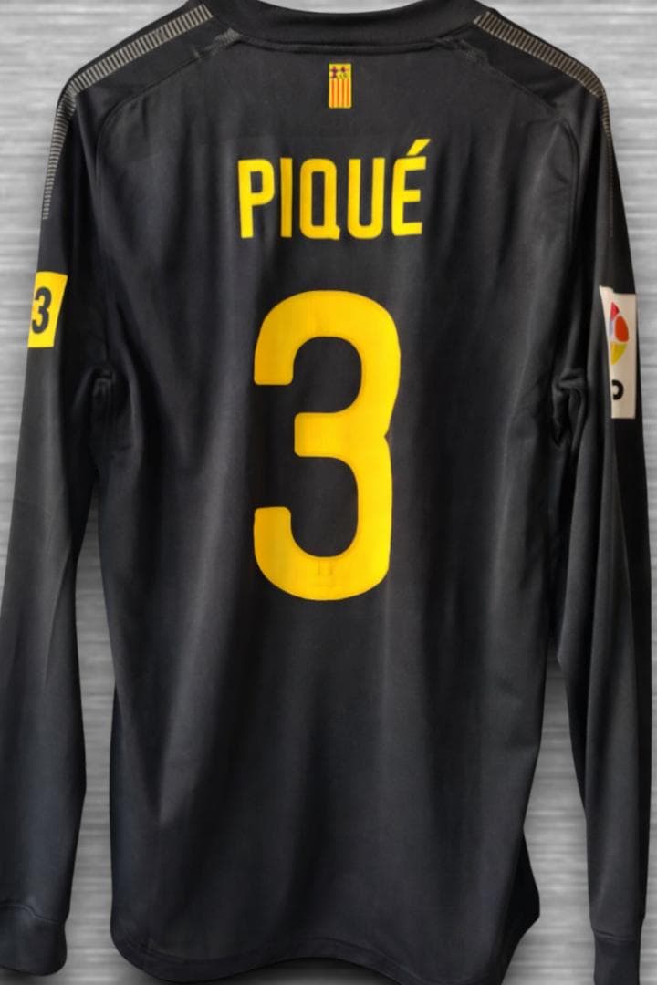 11/12 バルセロナ アウェイ 長袖ユニフォーム 3番 ジェラール・ピケ
