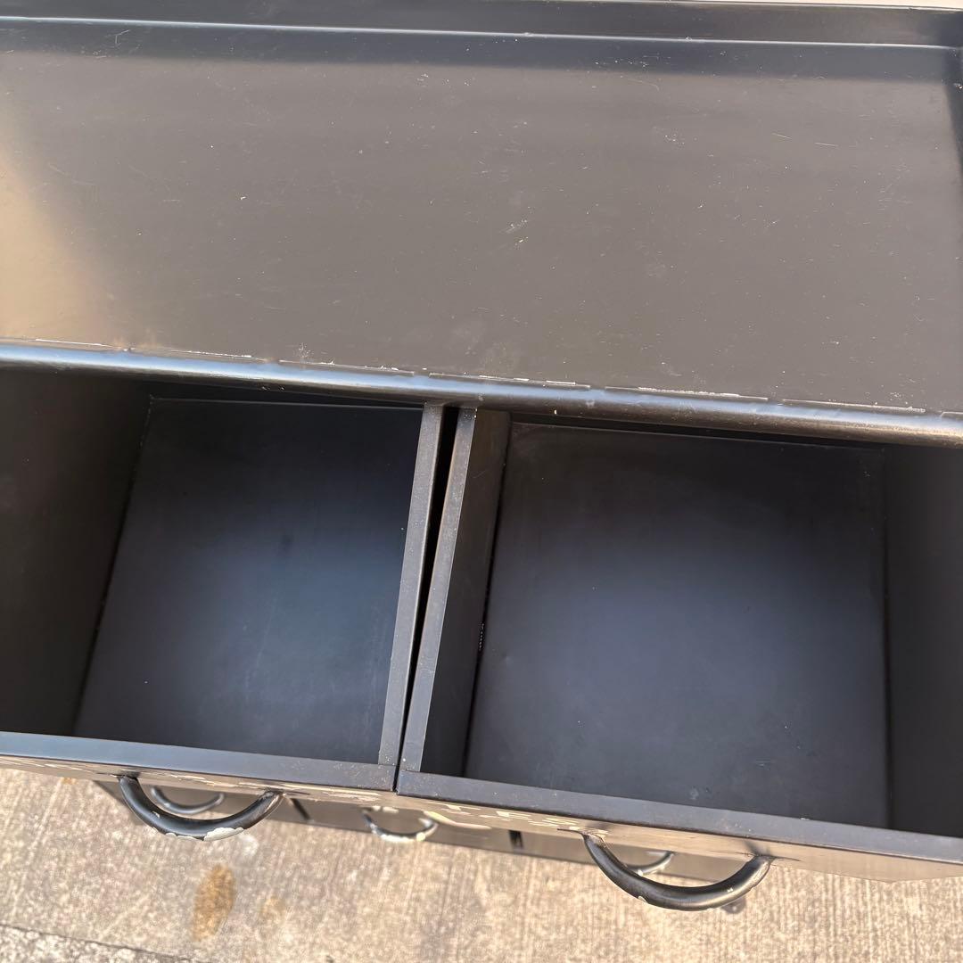 【送料込】スチールチェスト　縦型　12杯　インダストリアル