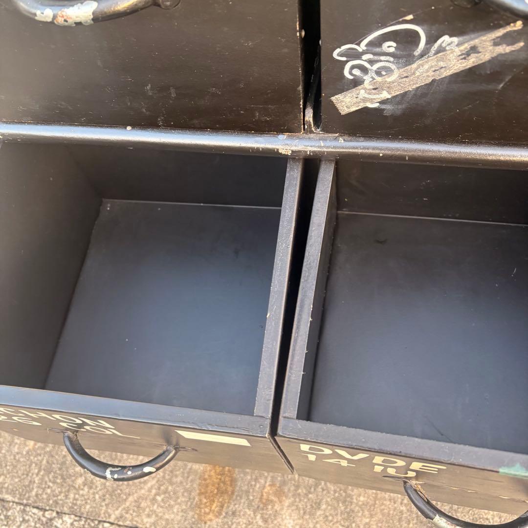 【送料込】スチールチェスト　縦型　12杯　インダストリアル