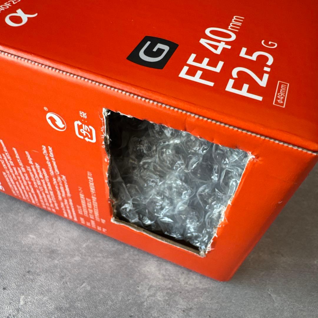 美品 SONY FE 40mm F2.5 G + Haoge メタルレンズフード