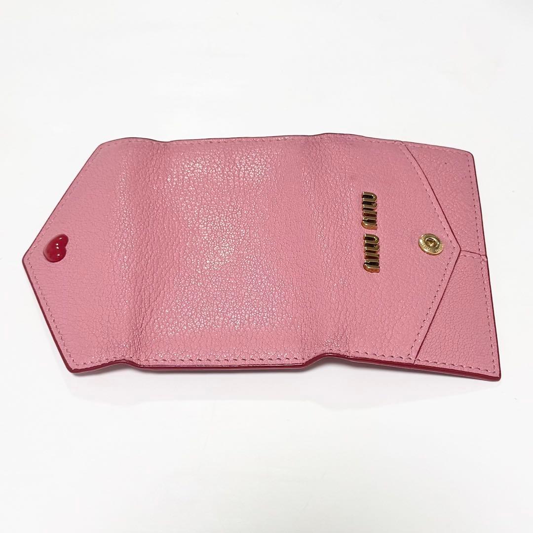 MIUMIU ピンク レザー キーケース 5PG222