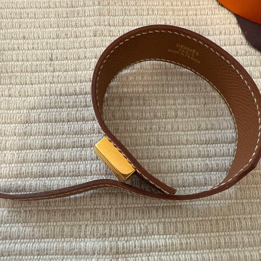 HERMES レザーバングル　アルテミス