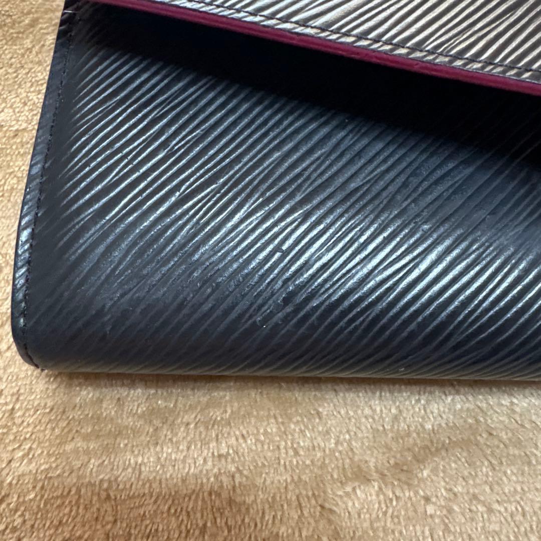 し*ば様 LOUIS VUITTON ポルトフォイユサラ　エピ　ブラック 長財布