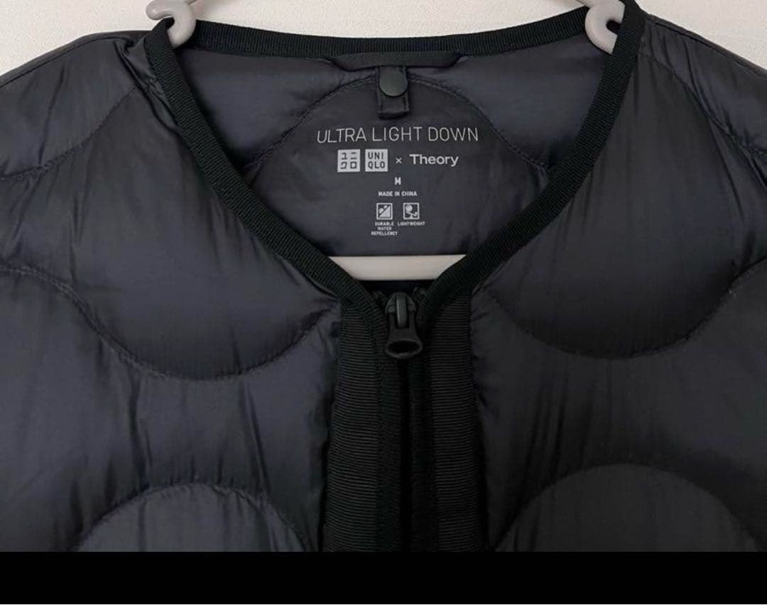 タグ付き新品❣️MサイズUNIQLO × Theory ウルトラライトダウンベスト