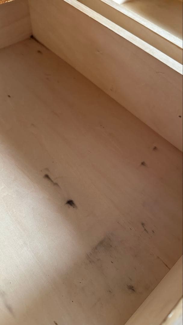 2/10まで。早く売りたいのでお値引きしてます！木製食器棚 ガラス扉付き