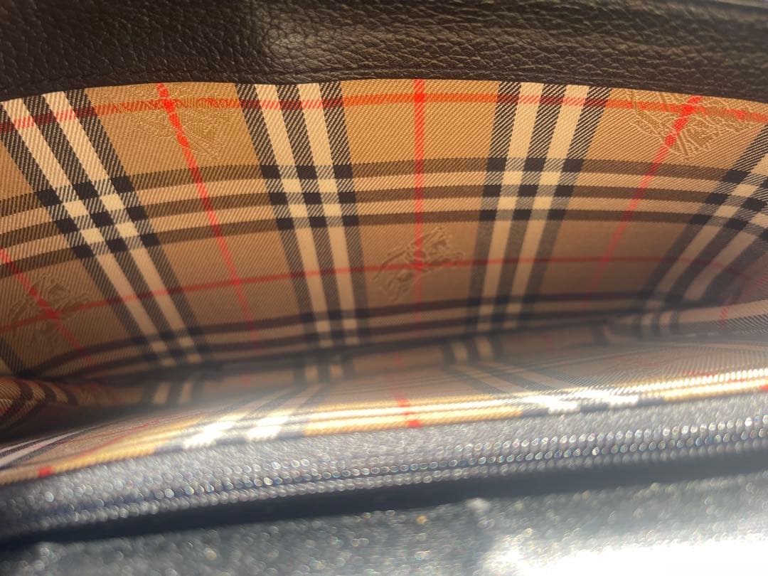バーバリー レザー ショルダーバッグ ブラック ノバチェック 内側柄