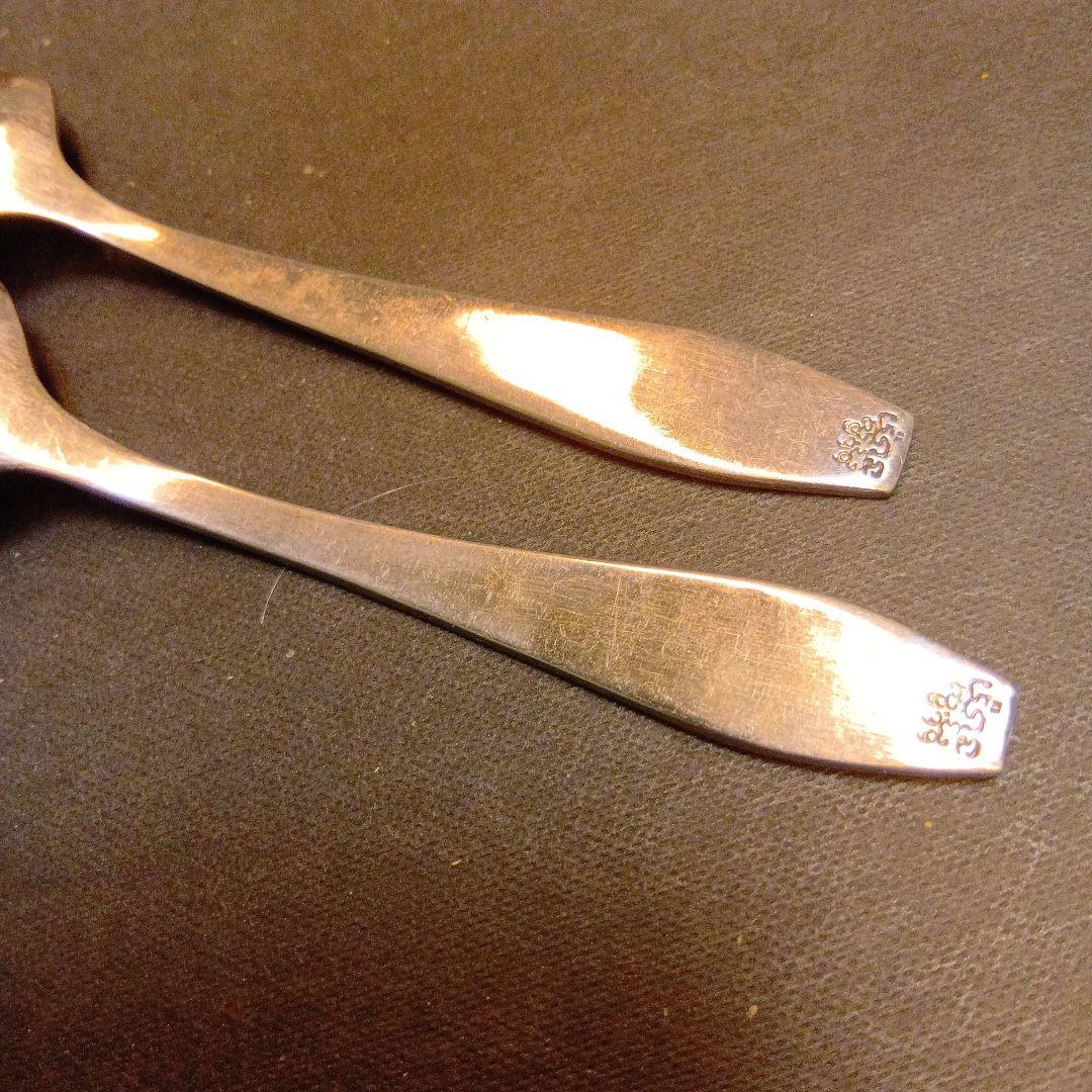 シルバースプーン　２本　手彫り仕上げ