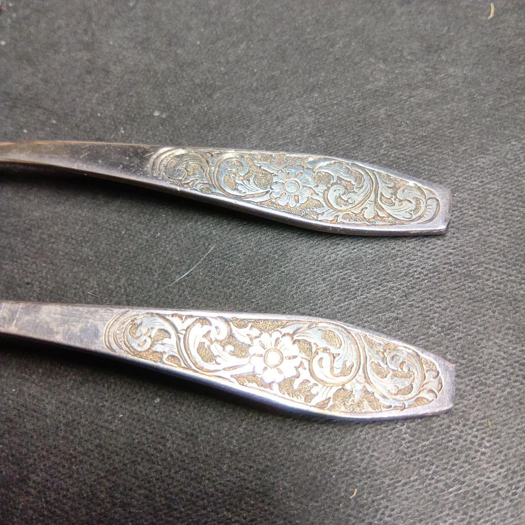 シルバースプーン　２本　手彫り仕上げ