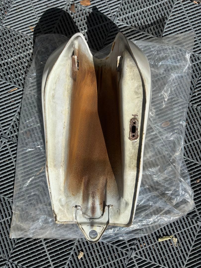 補修用 RZ250 ガソリンタンク 4L3