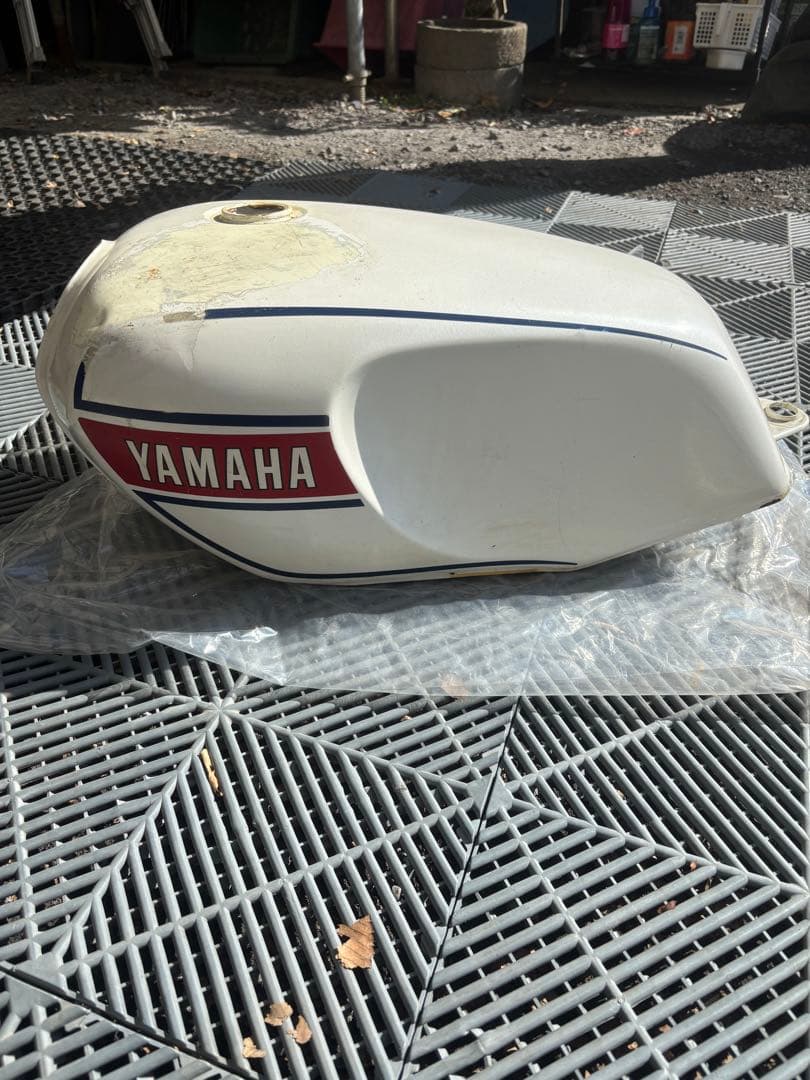 補修用 RZ250 ガソリンタンク 4L3