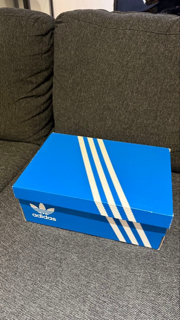 adidas Superstar スニーカー 240