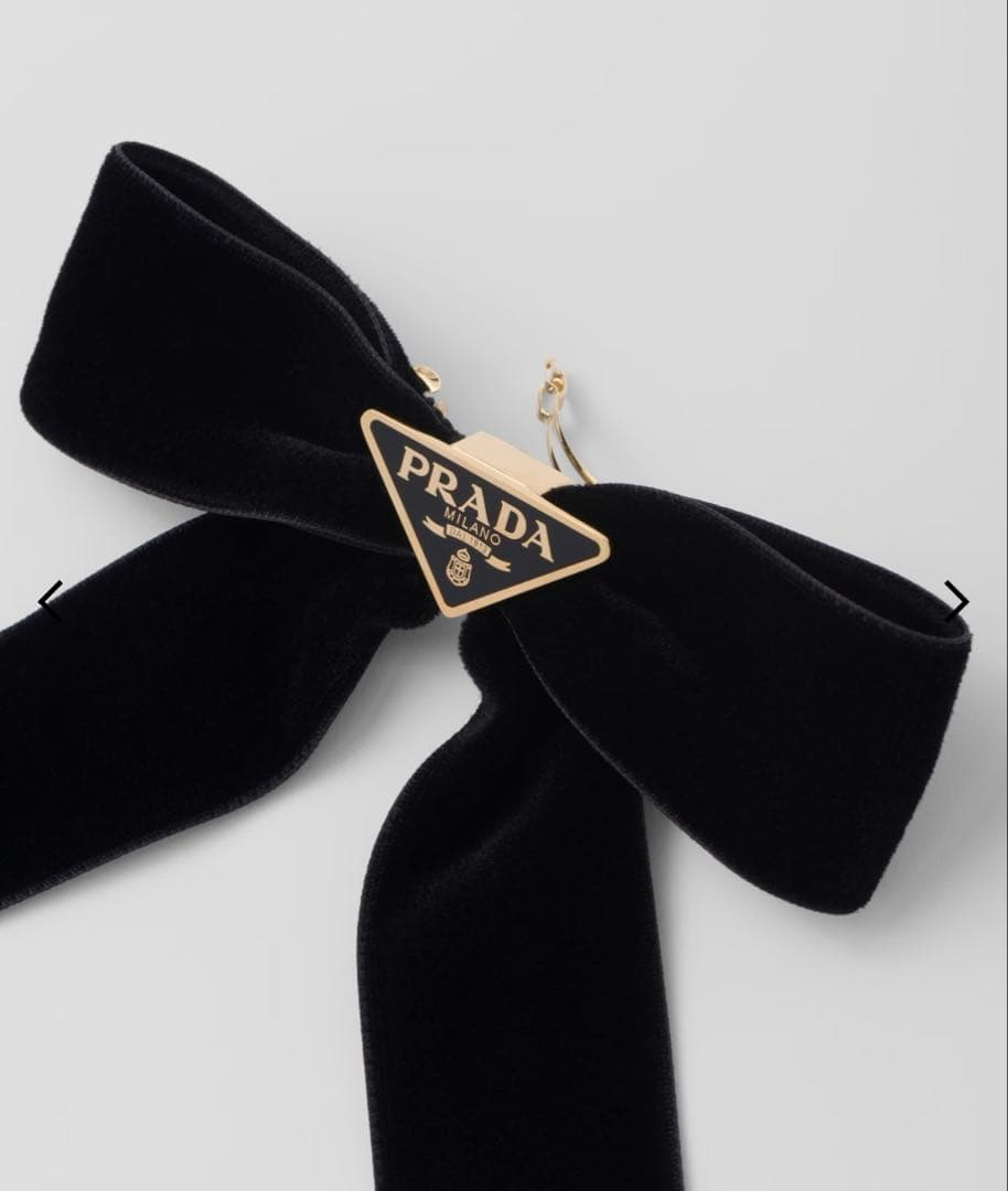 新品 PRADA ベルベットリボンヘアクリップ