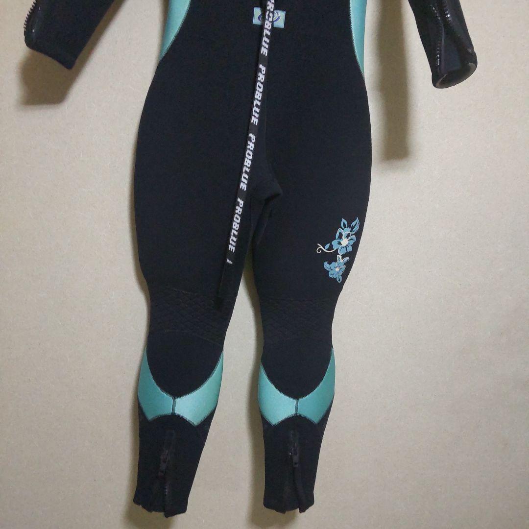 お値下げしました❕ ウエットスーツ　レディース５ミリ