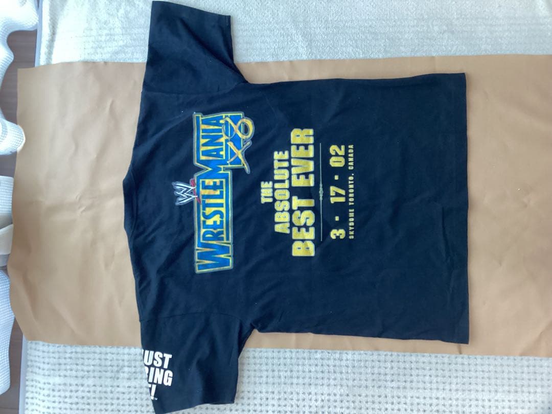 K*é様 【レア】WWE レッスルマニア ホーガンVSロック Tシャツ　WWF