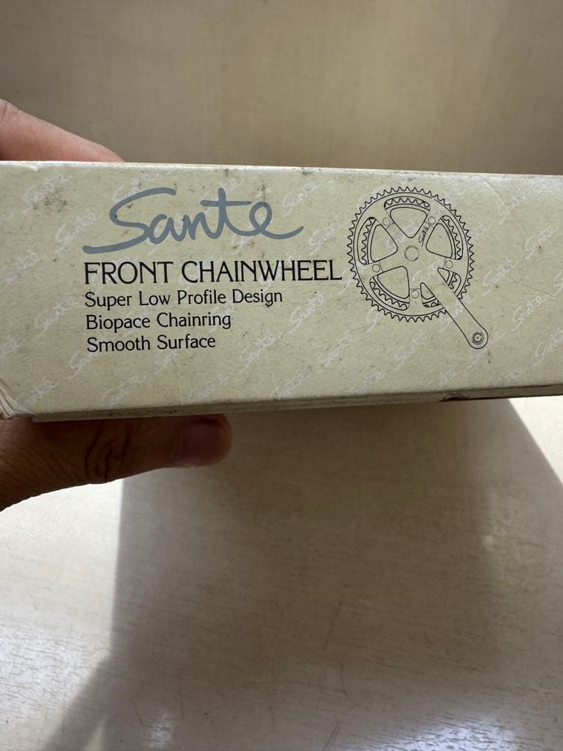 新品未使用　箱入り　クランクセット　ボトムブラケット　サンテ