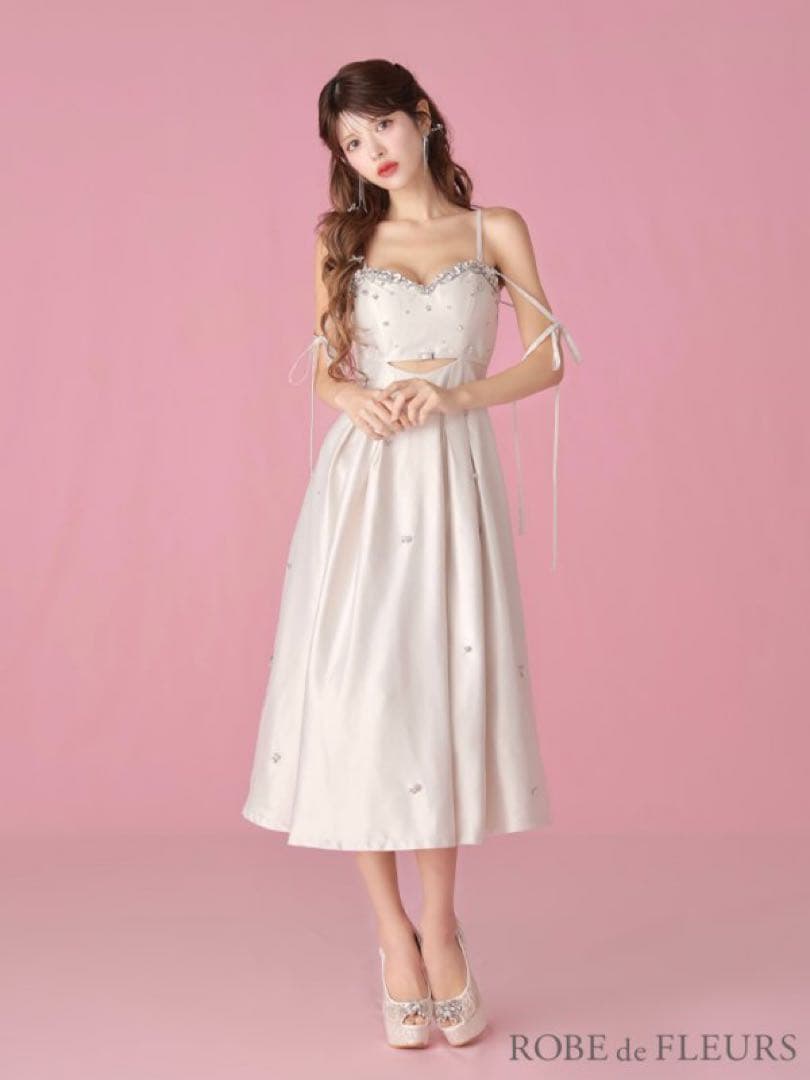 極美品 ローブドフルール ドレス キャバ ロング ホワイト サテン ビジュー