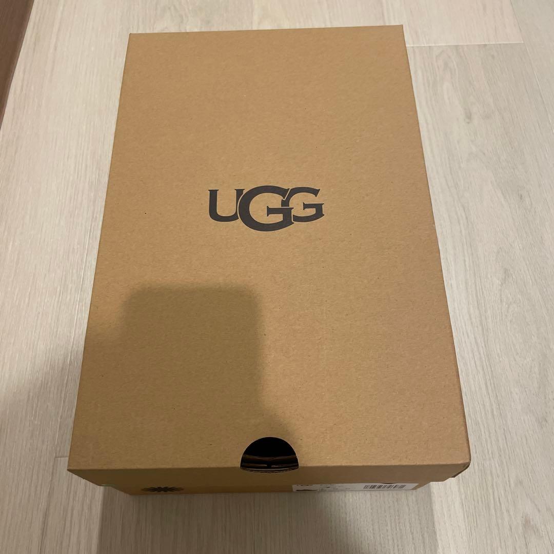 UGG ブラック スニーカー