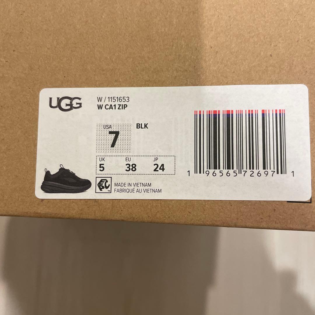 UGG ブラック スニーカー