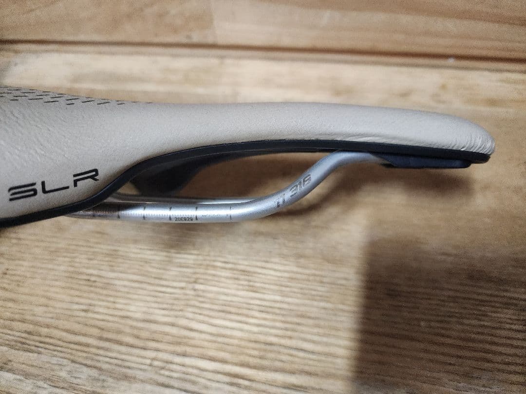 selle italia SLR Superflow サドル