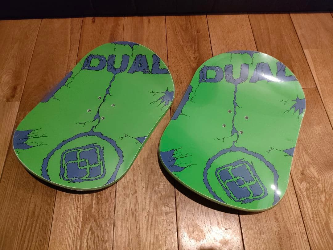 DUAL セパレートスノーボード 新品未使用 フィルム付き 左右独立 レア