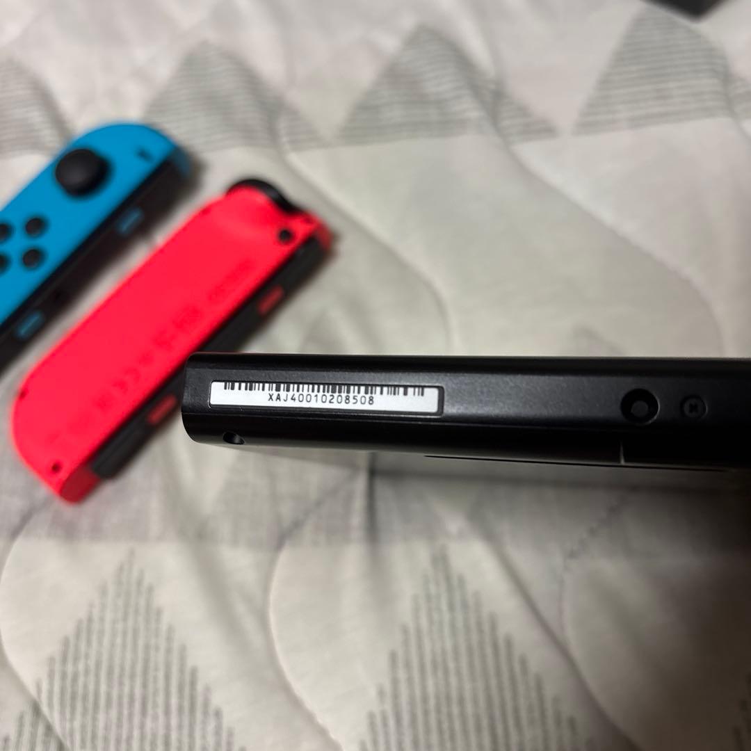 販*ン様 (箱無し)Nintendo Switch 本体 + 画像の物セット