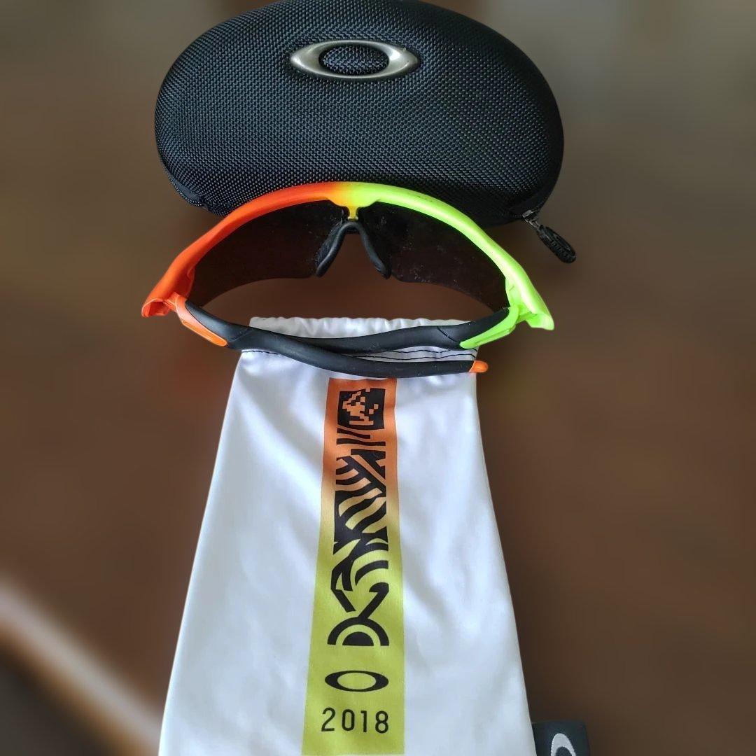 OAKLEY HARMONY FADE ガチャピン 他の方 購入できません