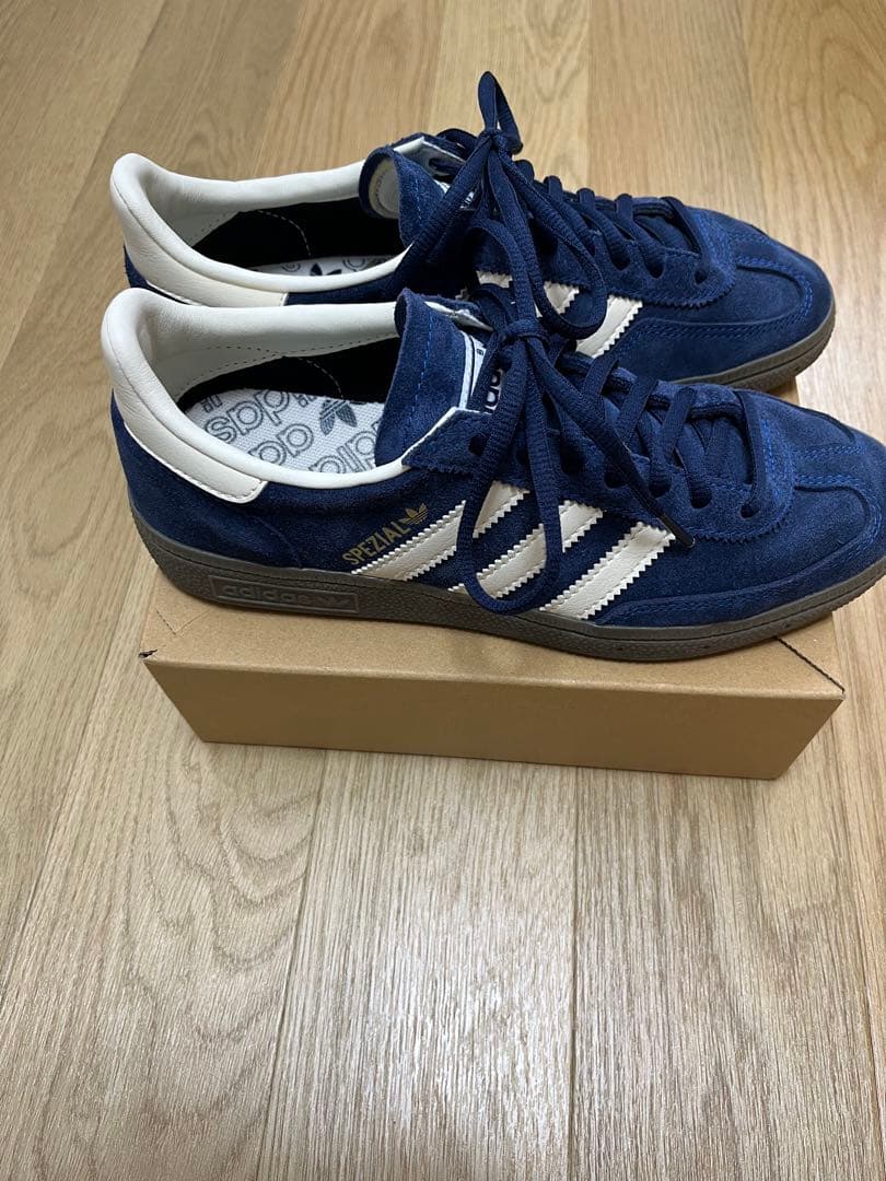 【美品】adidas アディダスHANDBALL SPEZIAL スペツィアル
