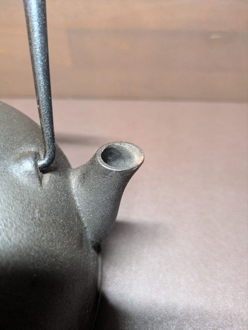 東屋 水沢姥口鉄瓶(小)