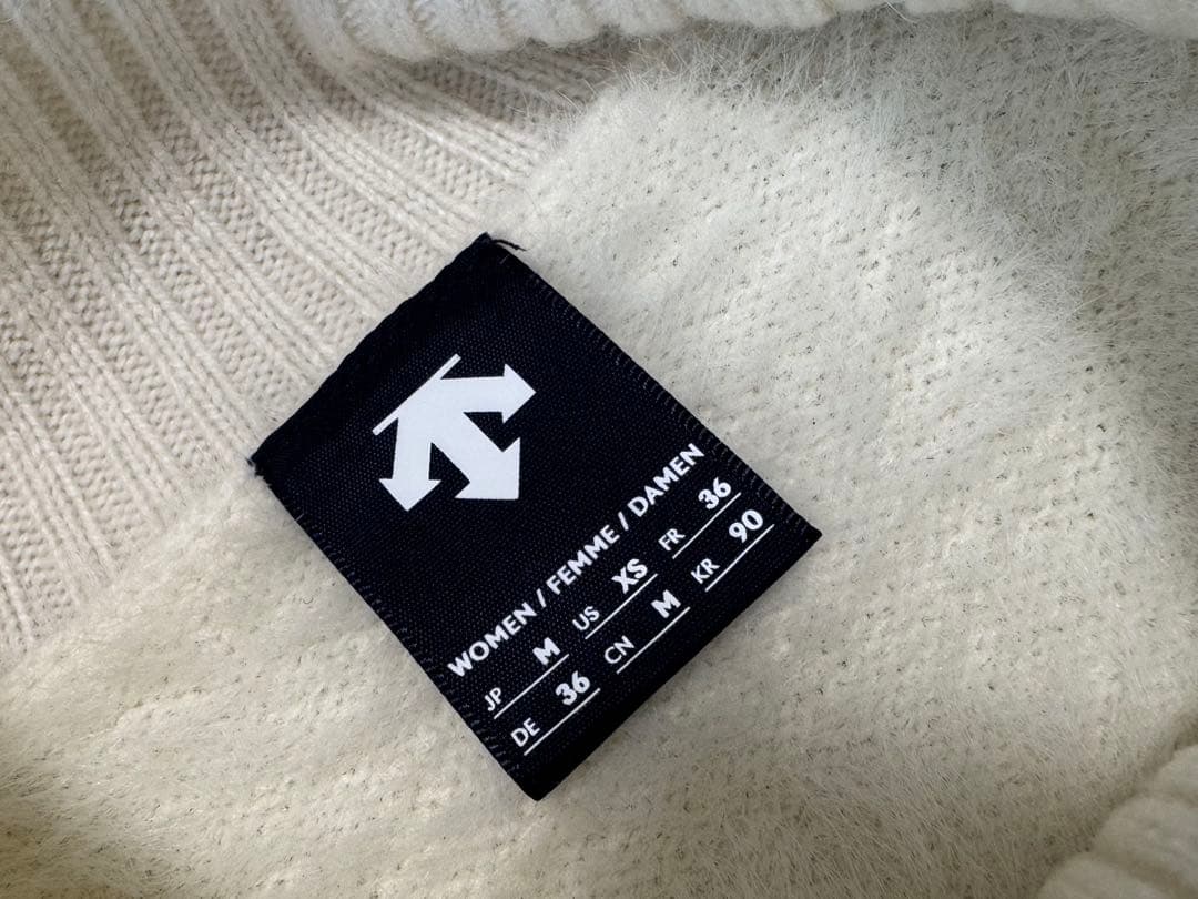 デサントゴルフ　タートルニット