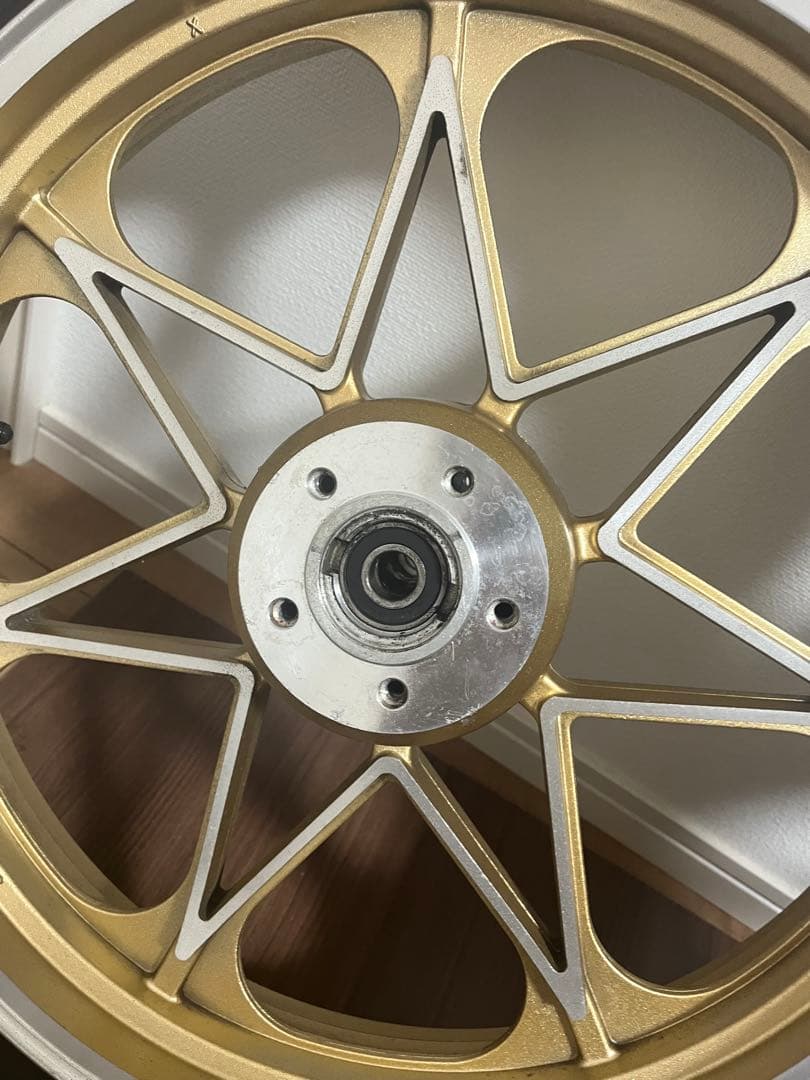 ZRX400\Ⅱ キャストゴールドホイール