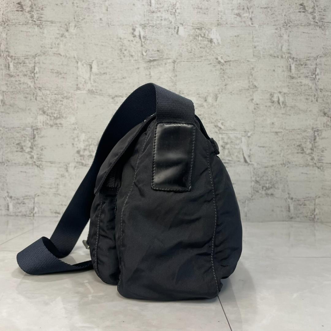 PRADA ショルダーバック プラダ メッセンジャー バッグ BT8994 黒