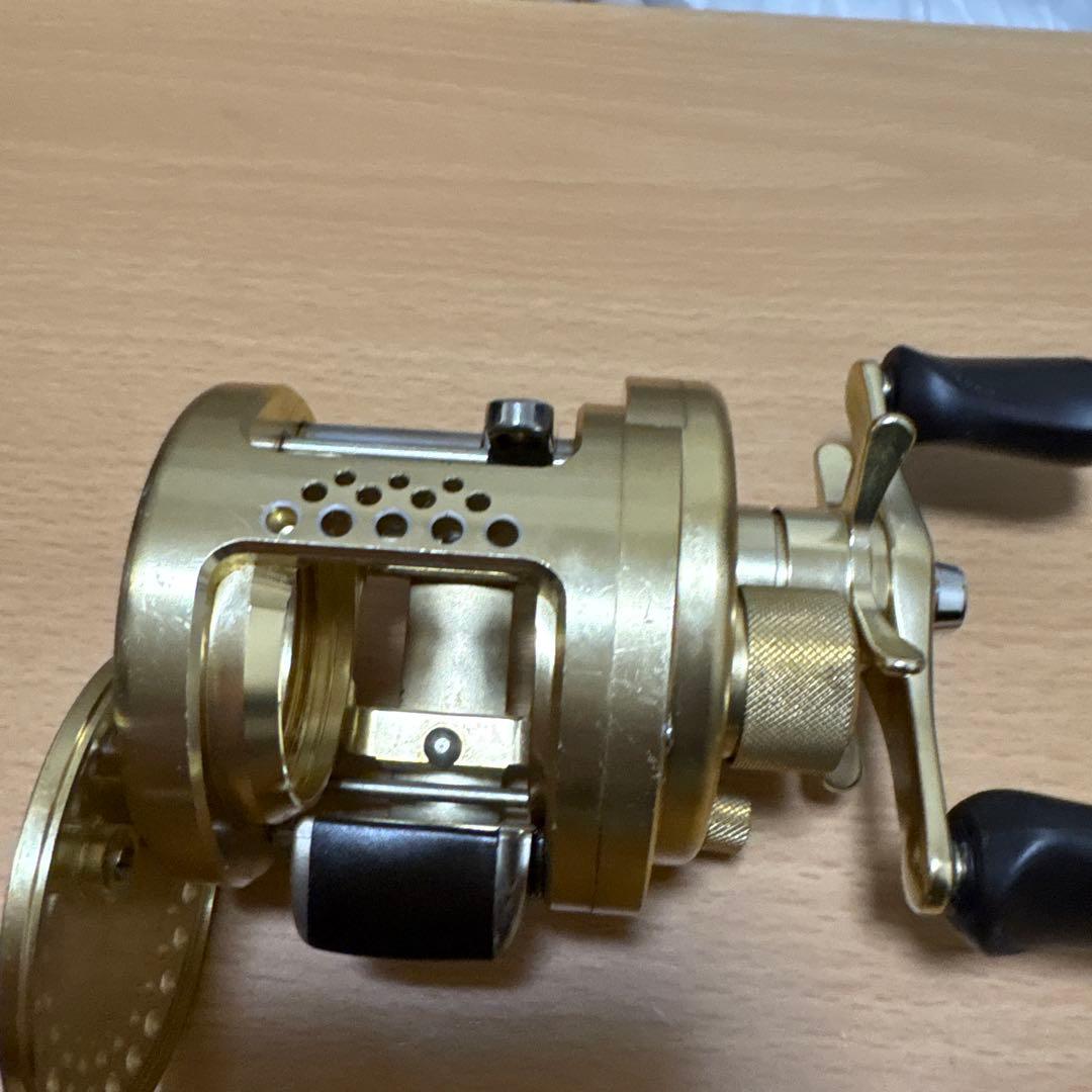 シマノカルカッタコンクエス100 CALCUTTA CONQUEST