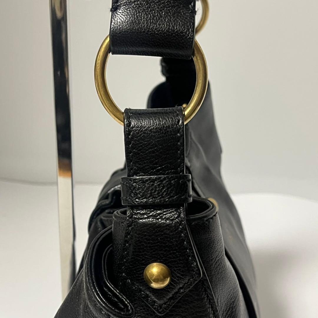 ✨未使用✨　Yves Saint Laurent ショルダーバッグ　レザー