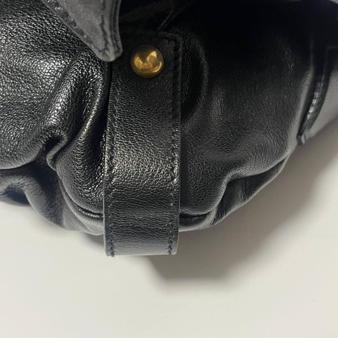 ✨未使用✨　Yves Saint Laurent ショルダーバッグ　レザー