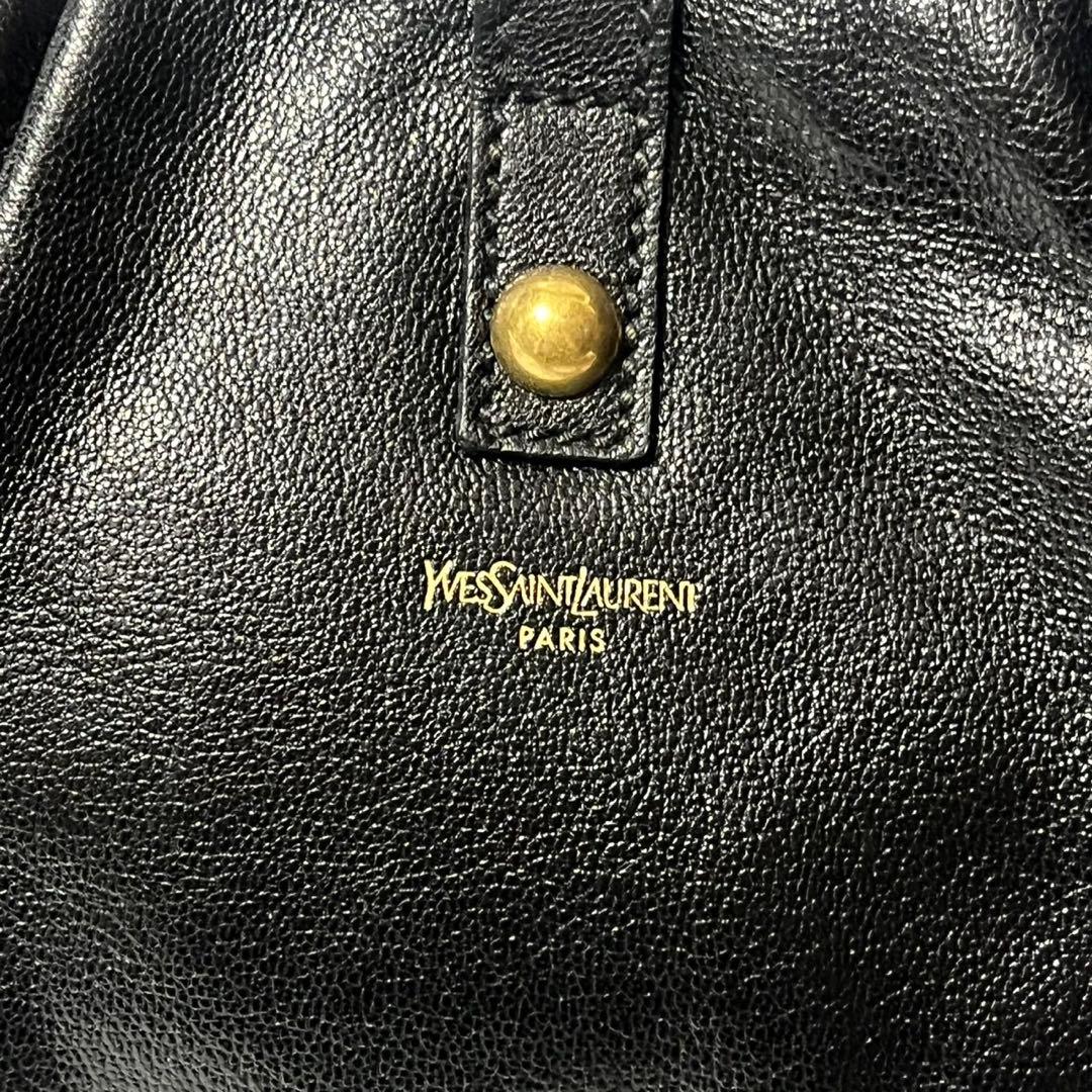 ✨未使用✨　Yves Saint Laurent ショルダーバッグ　レザー