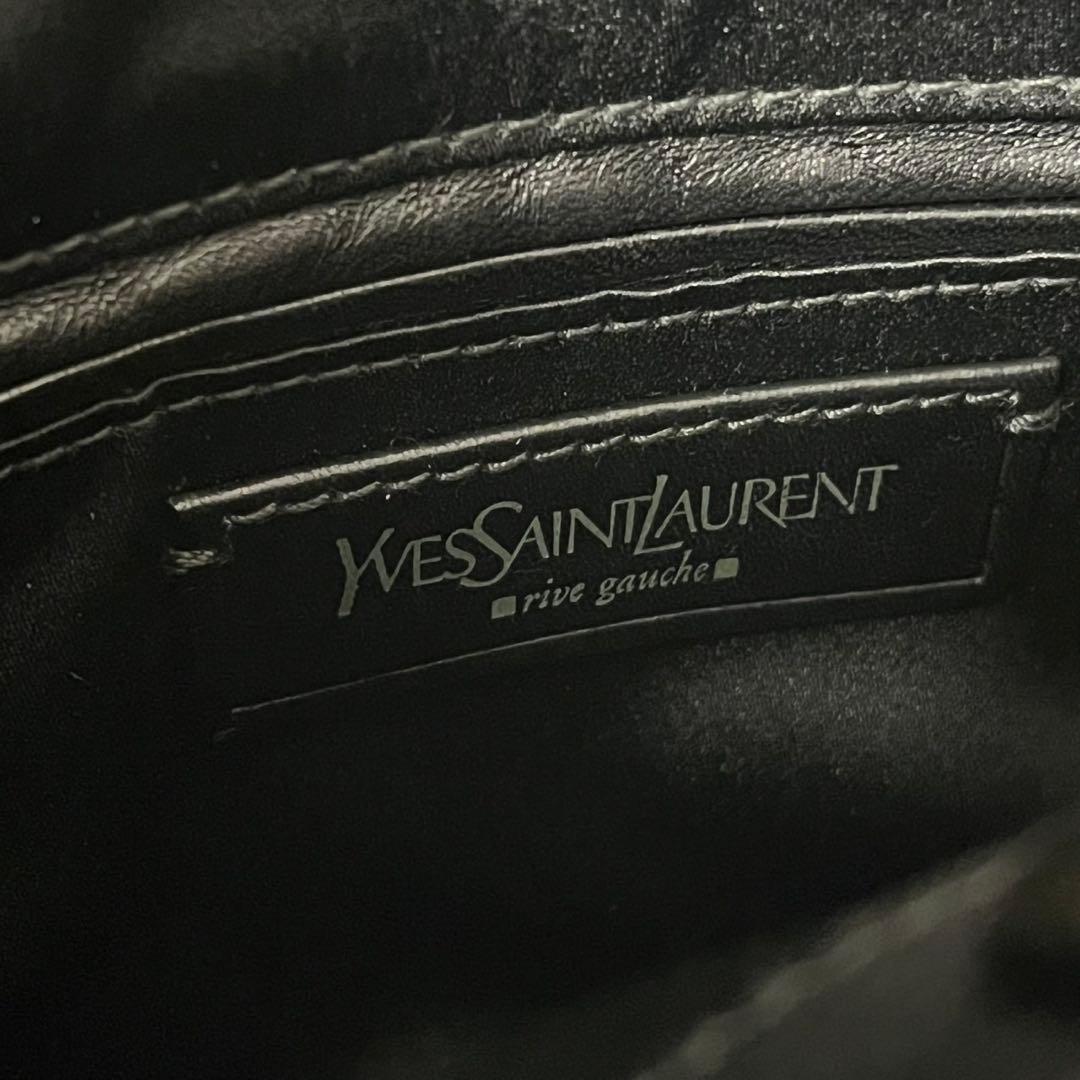 ✨未使用✨　Yves Saint Laurent ショルダーバッグ　レザー