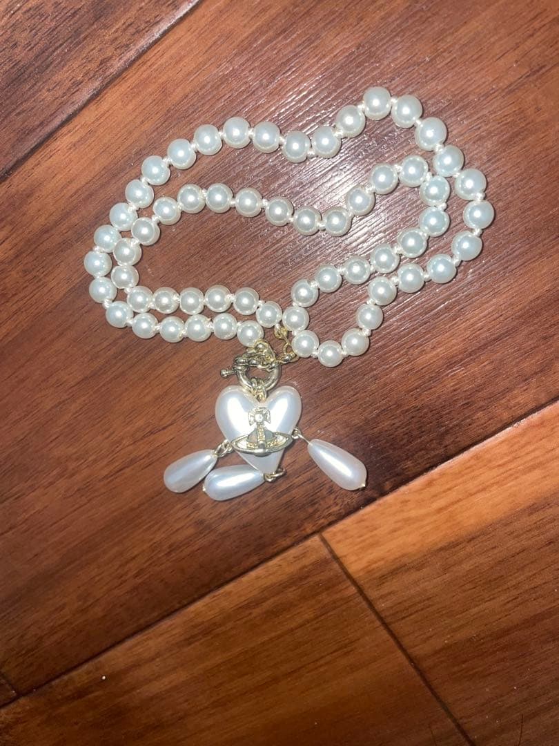 ヴィヴィアン・ウエストウッド　ハートパールネックレス