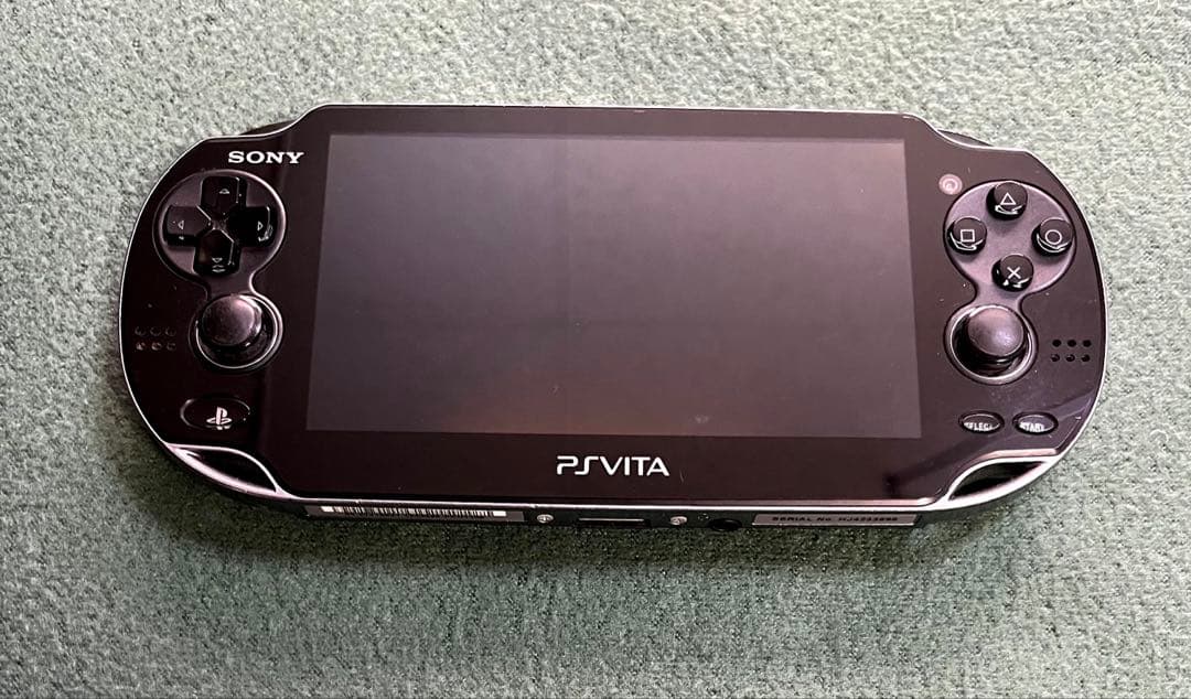 ★ PS VITA 本体　PCH1100 動作確認済　ソフト7本セット