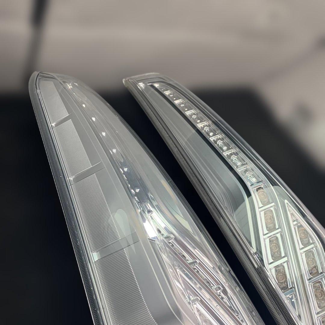 日産　セレナ　後期ハイウェイスター　C26 クリアテールランプ左右セット 中古品