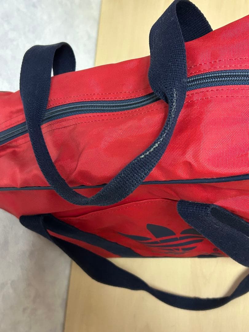 adidas赤スクバ　ボストンバック80s スポーツバック
