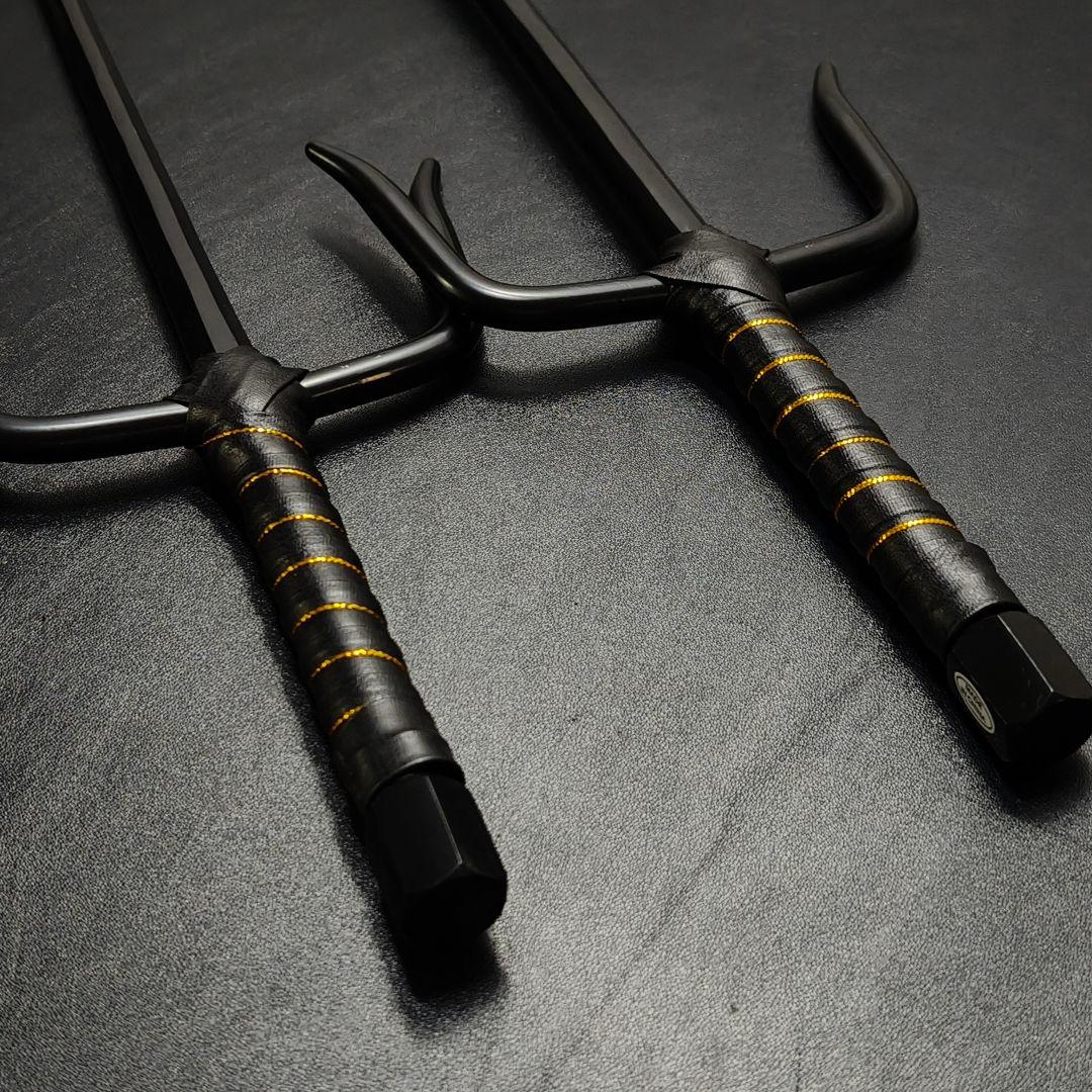 み*屋様 武具　十手　48CM　2本セット　黒メッキ　釵　琉球古武術　鉄製　古武