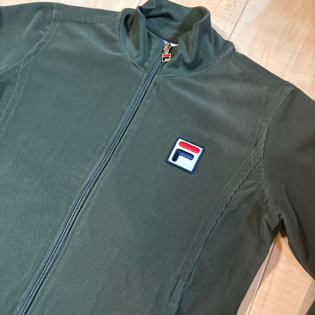 FILA オリーブグリーン ジャケットとショートパンツセット
