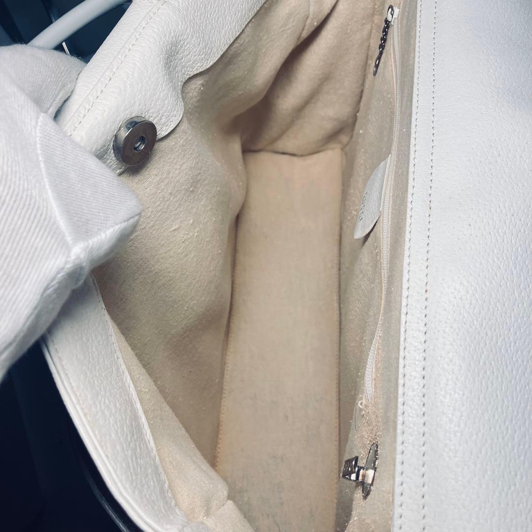 極美品　オールドグッチ　GUCCI レザー　ハンドバッグ　A4可能 ホワイト
